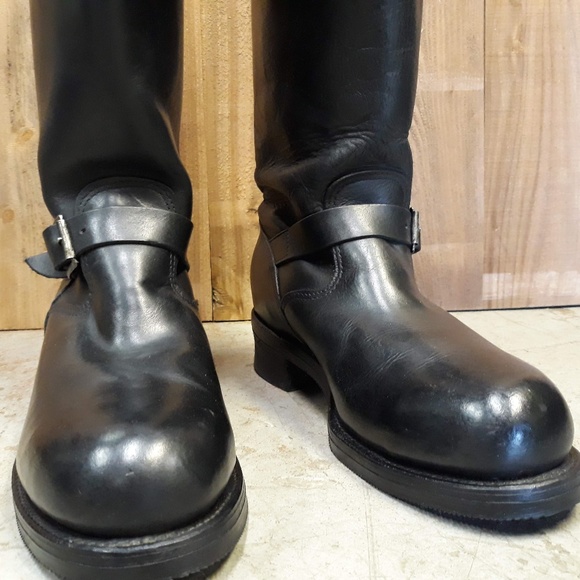 chippewa engineer motorcycle boots